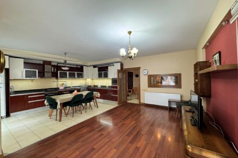 KARİZMA'DAN YENİ MH DE GENİŞ HAVUZLU 4+1