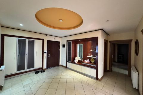 KARİZMA'DAN YENİ MH DE GENİŞ HAVUZLU 4+1