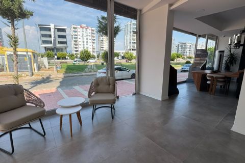 KARİZMA'DAN YENİ MH DE İÇ MİMAR TASARIMLI KİRALIK OFİS&DÜKKAN