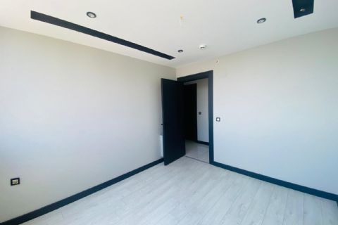 KARİZMA'DAN YENİ MH DE LÜKS DENİZ GÖREN 5+1 DAİRE