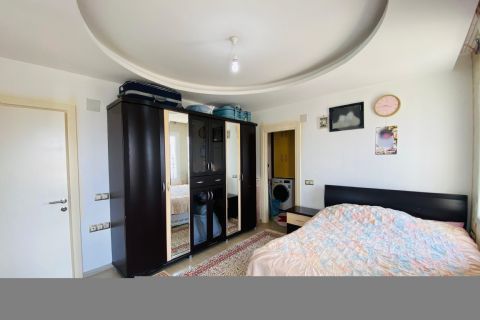 KARİZMA'DAN YENİ MH DE SİTE İÇERİSİNDE HAVUZLU TEMİZ 3+1
