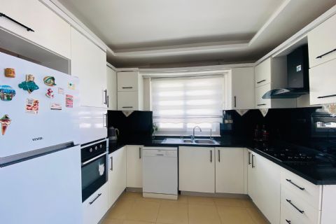KARİZMA'DAN YENİ MH DE SİTE İÇERİSİNDE HAVUZLU TEMİZ 3+1