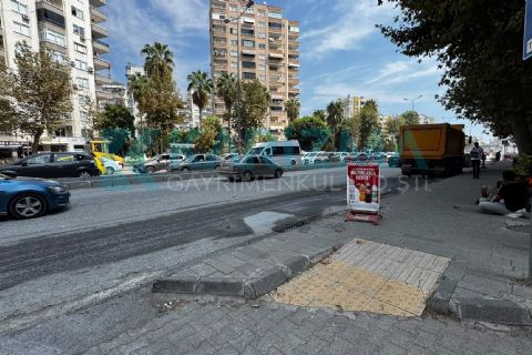 KARİZMA'DAN YENİŞEHİR İSMET İNÖNÜ BULVARINA CEPHELİ DÜKKAN
