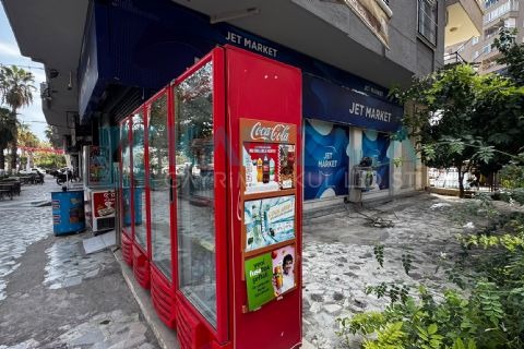 KARİZMA'DAN YENİŞEHİR İSMET İNÖNÜ BULVARINA CEPHELİ DÜKKAN