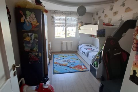 KARİZMA'DAN YENİŞEHİR'DE HAVUZLU VE SPOR ALANLI 7/24 GÜVENLİKLİ 4+1