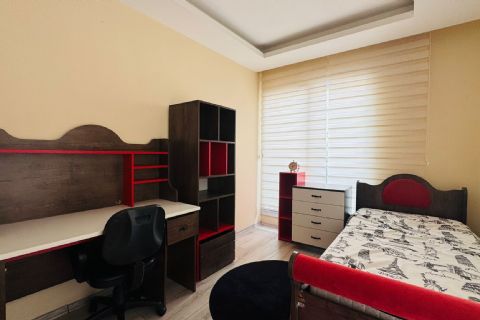 KARİZMA'DAN YENİŞEHİR'DE SAHİLE YAKIN EŞYALI KİRALIK 2+1