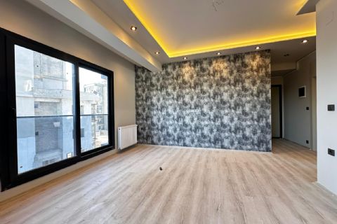 KUYULUK'TA 2.ÇEVREYOLU ÜZERİ YENİ TEK BLOKTA GENİŞ 1+1 DAİRE