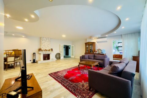 LİPARİS 1'DE VİLLA TADINDA DENİZ HAVUZ PEYZAJ MANZARALI 4+1