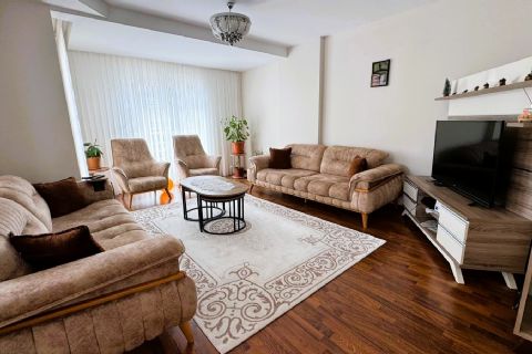 MENDERES MH DE FIRSAT AÇIK CEPHELİ SATILIK 3+1
