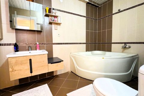 MENDERES MH DE FIRSAT AÇIK CEPHELİ SATILIK 3+1