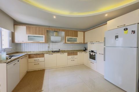 MENDERES MH DE TEK BLOK FULL JENERATÖR HAVUZLU CEPHE AÇIK 4+1