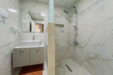 MENDERES MH DE TEK BLOK FULL JENERATÖR HAVUZLU CEPHE AÇIK 4+1