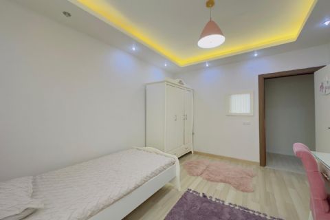 MENDERES MH DE TEK BLOK FULL JENERATÖR HAVUZLU CEPHE AÇIK 4+1