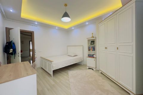 MENDERES MH DE TEK BLOK FULL JENERATÖR HAVUZLU CEPHE AÇIK 4+1