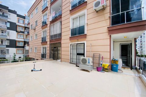 MERKEZİ KONUMDA GENİŞ EŞYALI 1+1