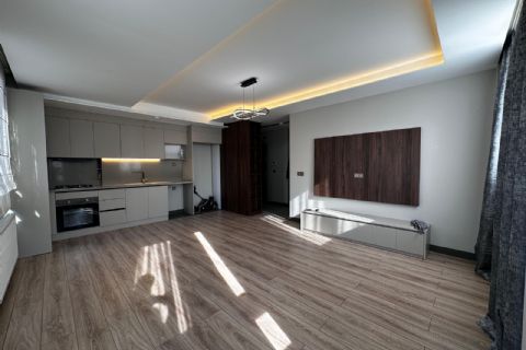 METROYA KOMŞU 1370 M2 ARSA ÜZERİ MODERN SIFIR 2+1