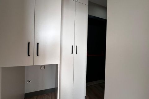 METROYA KOMŞU 1370 M2 ARSA ÜZERİ MODERN SIFIR 2+1