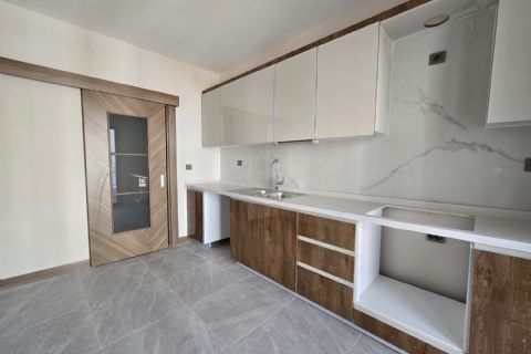 MEZİTLİ BOZON MH TOKİ DE KULLANIŞLI 2+1