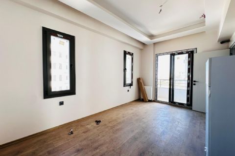 MEZİTLİ KUYULUK MH DE YATAY MİMARİ KONFORLU YAŞAM ALANI