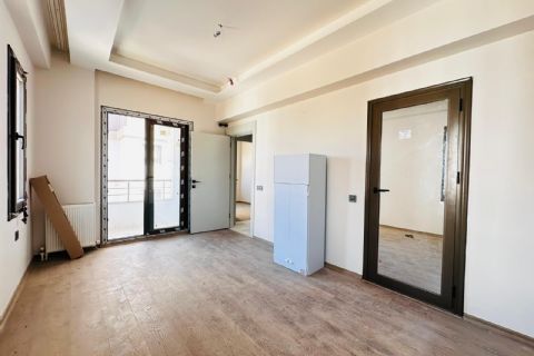 MEZİTLİ KUYULUK MH DE YATAY MİMARİ KONFORLU YAŞAM ALANI