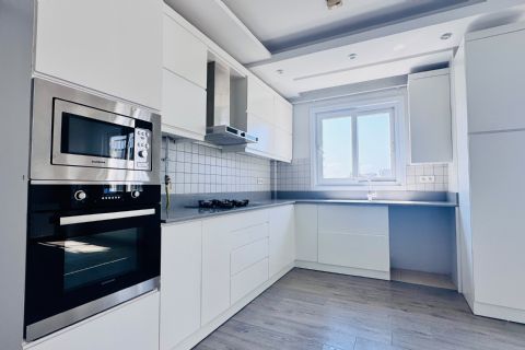 SAYAPARK CİVARI İKİ BLOKLU SİTEDE HAVUZLU GÜZEL KONUMLU 4+1