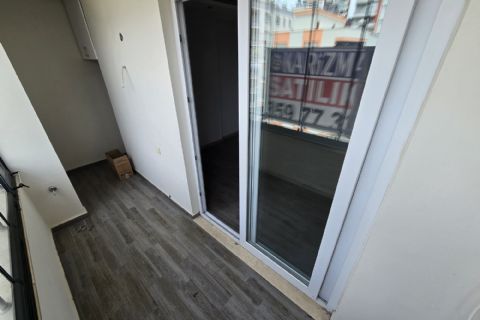 SAYAPARK CİVARI İKİ BLOKLU SİTEDE HAVUZLU GÜZEL KONUMLU 4+1