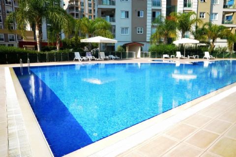 SAYAPARK CİVARI İKİ BLOKLU SİTEDE HAVUZLU GÜZEL KONUMLU 4+1