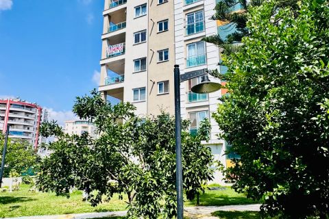 SAYAPARK CİVARI İKİ BLOKLU SİTEDE HAVUZLU GÜZEL KONUMLU 4+1