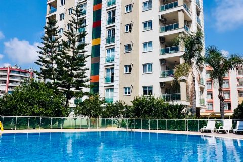SAYAPARK CİVARI İKİ BLOKLU SİTEDE HAVUZLU GÜZEL KONUMLU 4+1