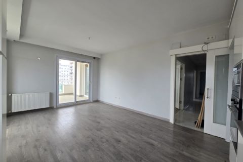 SAYAPARK CİVARI İKİ BLOKLU SİTEDE HAVUZLU GÜZEL KONUMLU 4+1
