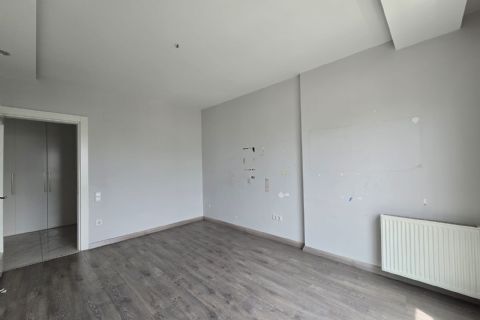 SAYAPARK CİVARI İKİ BLOKLU SİTEDE HAVUZLU GÜZEL KONUMLU 4+1