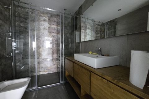 SAYAPARK CİVARI İKİ BLOKLU SİTEDE HAVUZLU GÜZEL KONUMLU 4+1