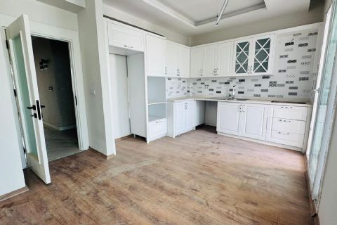 TAŞUCUNDA SİTE İÇERİSİNDE HAVUZLU KULLANILMAMIŞ SIFIR 2+1