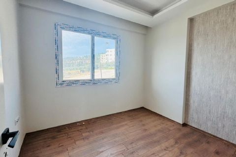 TAŞUCUNDA SİTE İÇERİSİNDE HAVUZLU KULLANILMAMIŞ SIFIR 2+1