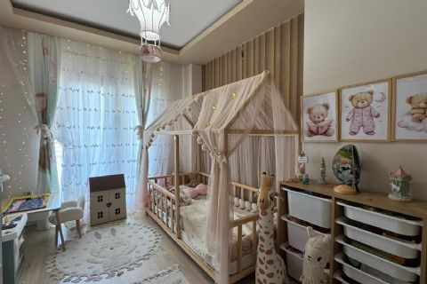 Viranşehir'de Deniz Manzaralı, Doğalgazlı 3+1 Satılık Daire