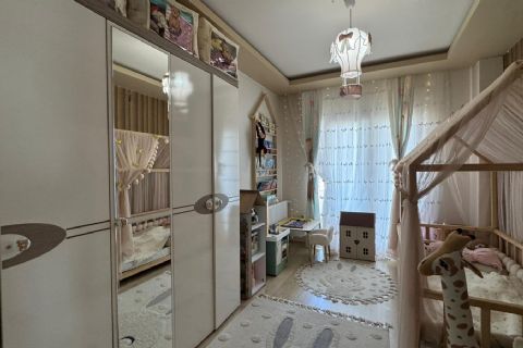 Viranşehir'de Deniz Manzaralı, Doğalgazlı 3+1 Satılık Daire