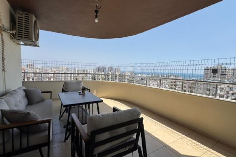 Viranşehir'de Deniz Manzaralı, Doğalgazlı 3+1 Satılık Daire