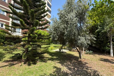 Viranşehir'de Deniz Manzaralı, Doğalgazlı 3+1 Satılık Daire