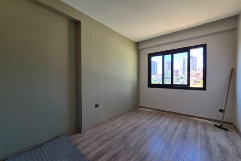 YENİŞEHİR 50.YIL'DA GÜLER İNŞAAT İMZALI YERDEN ISITMALI YATAY MİMARİ AİLEYE UYGUN TEK BLOK