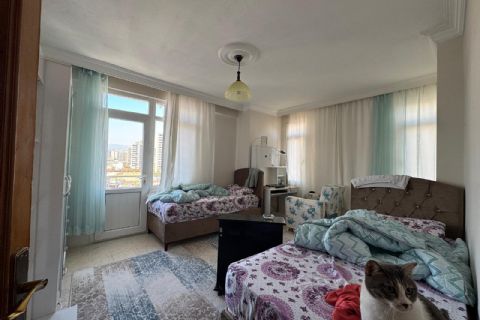 YENİŞEHİR BATIKENT 3 BLOKLU SİTEDE AÇIK OTOPARKLI GENİŞ 3+1